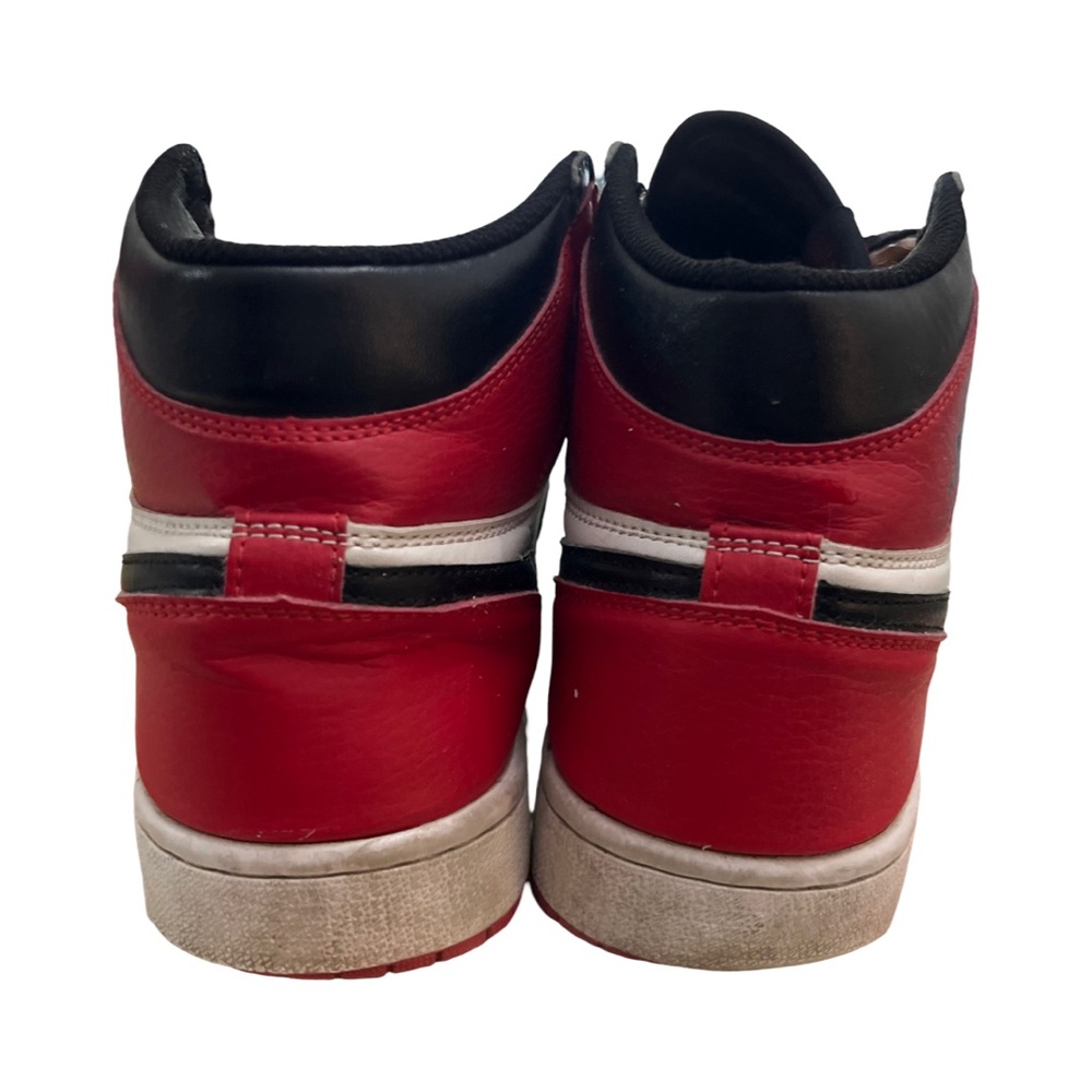 Nike Air Jordan 1 Retro High OG Bred Toe Men’s Size 8 - Picture 4 of 7